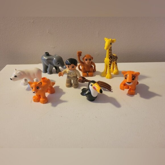 Lego Duplo Zoo figures Set of 8 - Picture 1 of 5